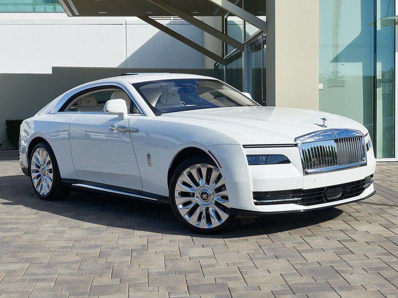 New 2026 Rolls-Royce Spectre Image 5
