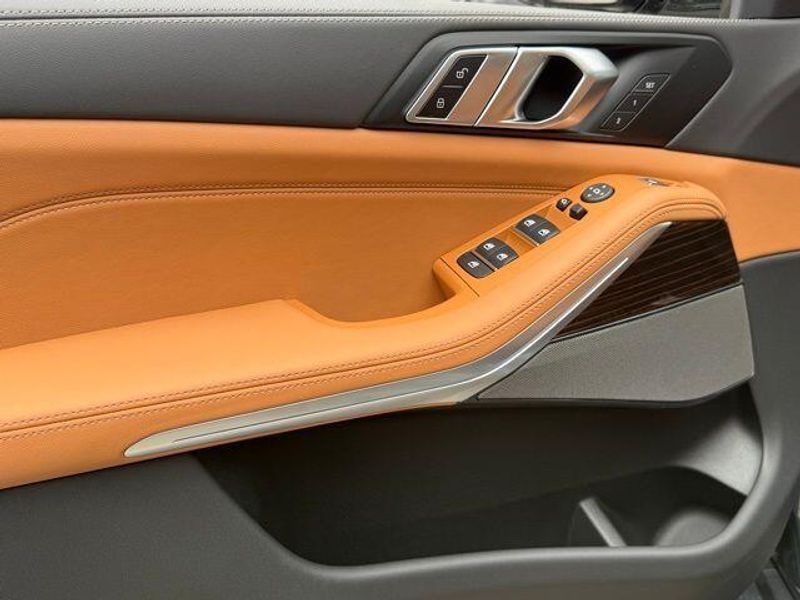 New 2026 BMW X5 sDrive40iImage 14