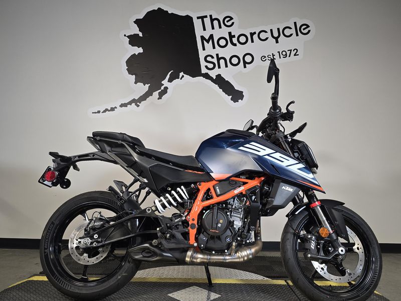 2026 KTM 390 DUKE