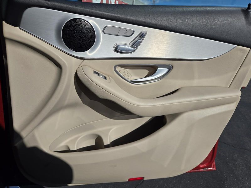 Used 2022 Mercedes-Benz GLC 300 SUV