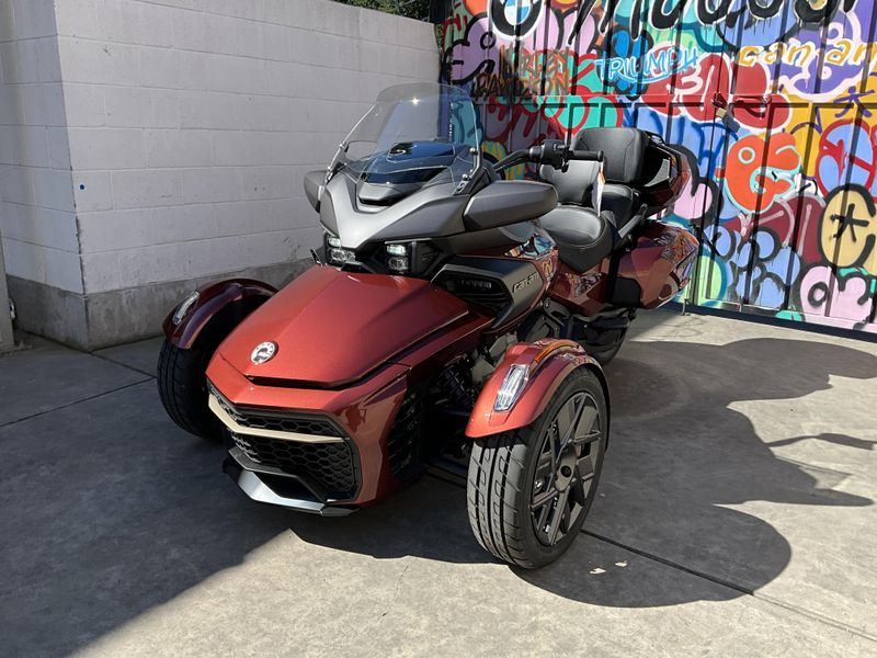 New 2026 Can-Am SPYDER F3 1330 LTD DEMO Image 1