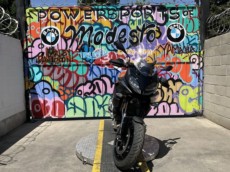 New 2025 BMW F 900 XR Image 2