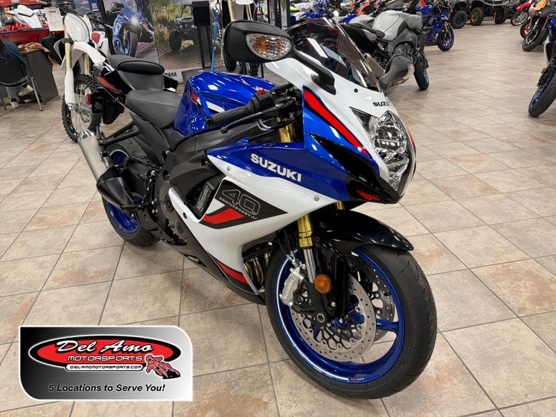 New 2026 Suzuki GSX-R750Z 40TH ANNIVERSARY EDITION Image 1