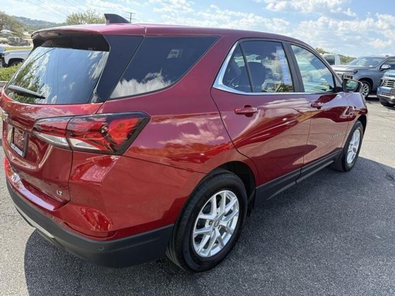 2024 Chevrolet Equinox LT photo 10
