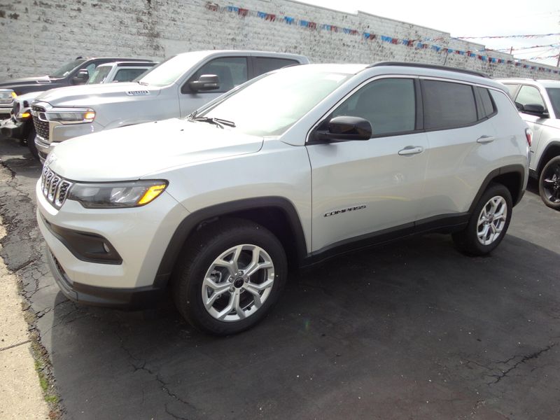 2025 Jeep Compass Latitude 4x4Image 17