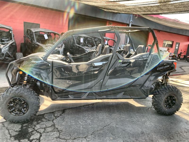 New 2026 Can-Am MAVERICK SPORT MAX DPS 1000R Image 12