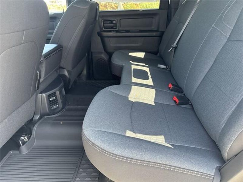 2023 Ram 2500 Tradesman photo 16