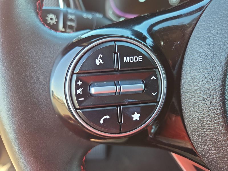 2023 Kia Soul GT-Line photo 28