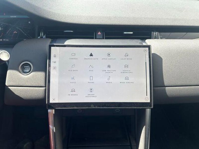 2025 Land Rover Discovery Sport S