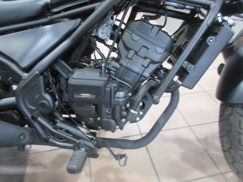 NEW 2026 HONDA REBEL 300 E-CLUTCH Image 8