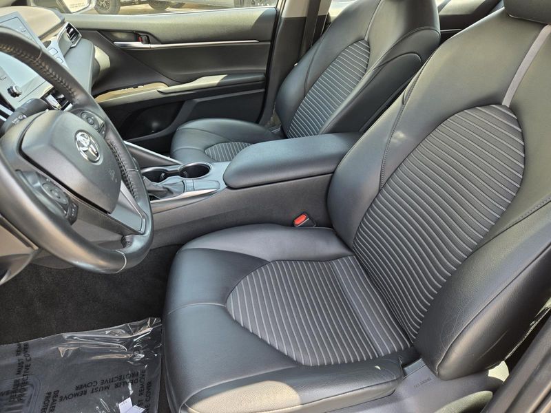Used 2023 Toyota Camry SE Auto (Natl)