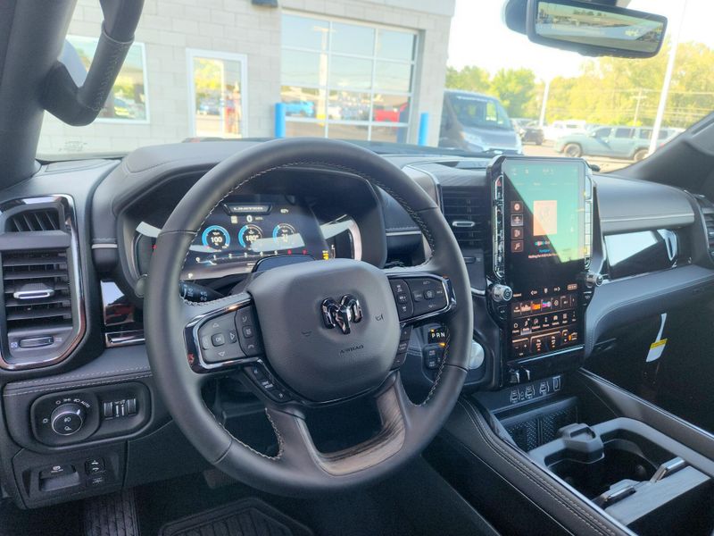 New 2027 RAM 1500 Limited Crew Cab 4x4 5'7' Box