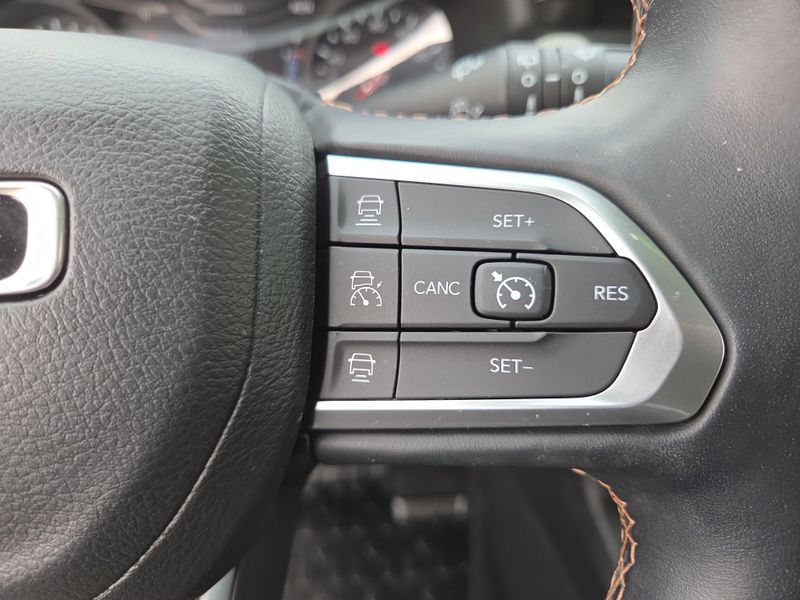 2022 Jeep Compass Limited photo 24