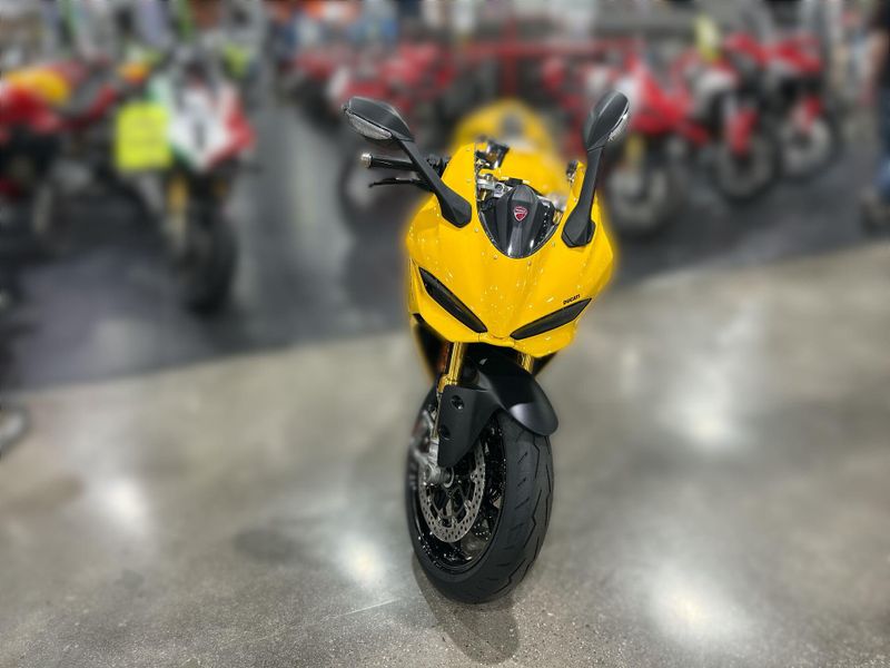 New 2026 Ducati PANIGALE V2 S Image 21