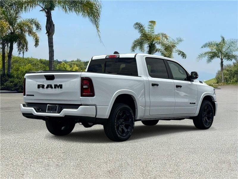 New 2026 RAM 1500 Big Horn Crew Cab 4x2 5'7' Box