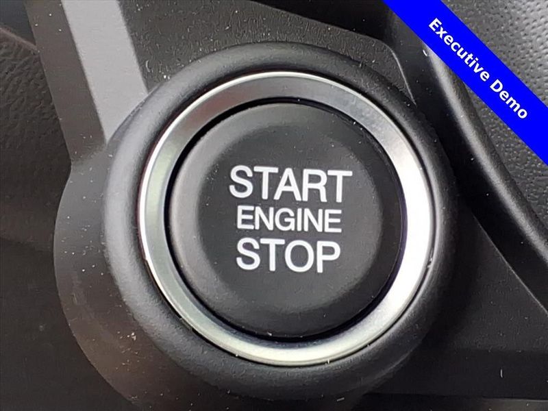 New 2025 Alfa Romeo Stelvio AwdImage 21