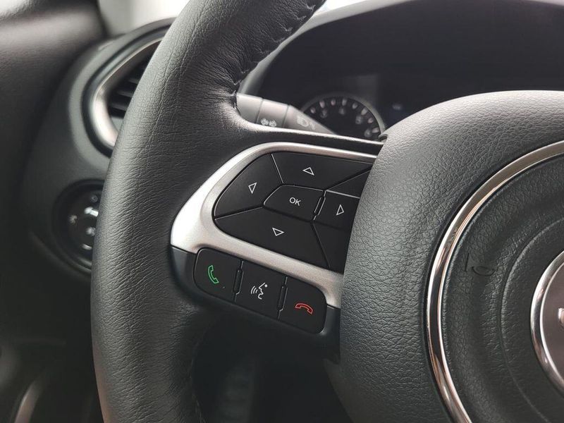 2023 Jeep Renegade LimitedImage 12