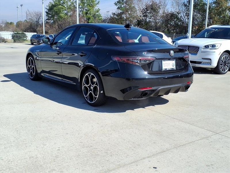 New 2026 Alfa Romeo GiuliaImage 9