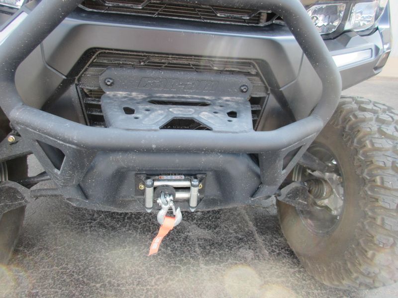 USED 2023 CAN-AM DEFENDER MAX LONE STAR HD10 NIGHT BLACK Image 4