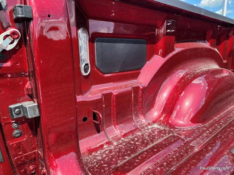 New 2026 RAM 1500 Laramie Crew Cab 4x4 5'7' Box