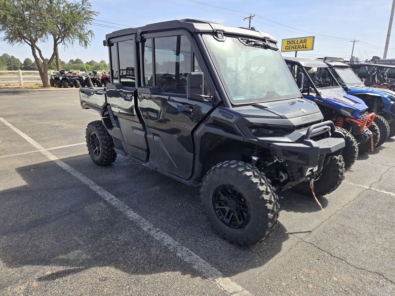USED 2026 CAN-AM SSV DEF MAX TEXCAB 65 HD11 BK HB 26 LIMITED HD11 Image 1