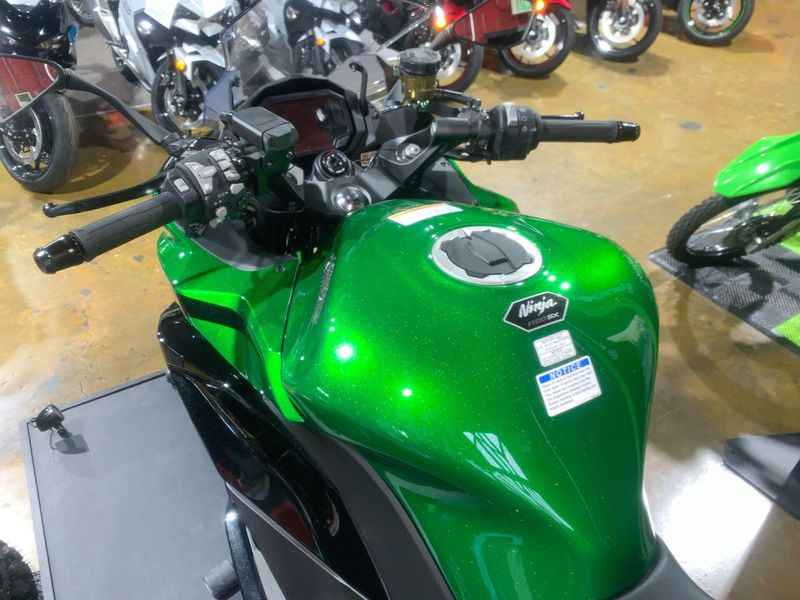 New 2025 Kawasaki NINJA 1100SX SE Image 23