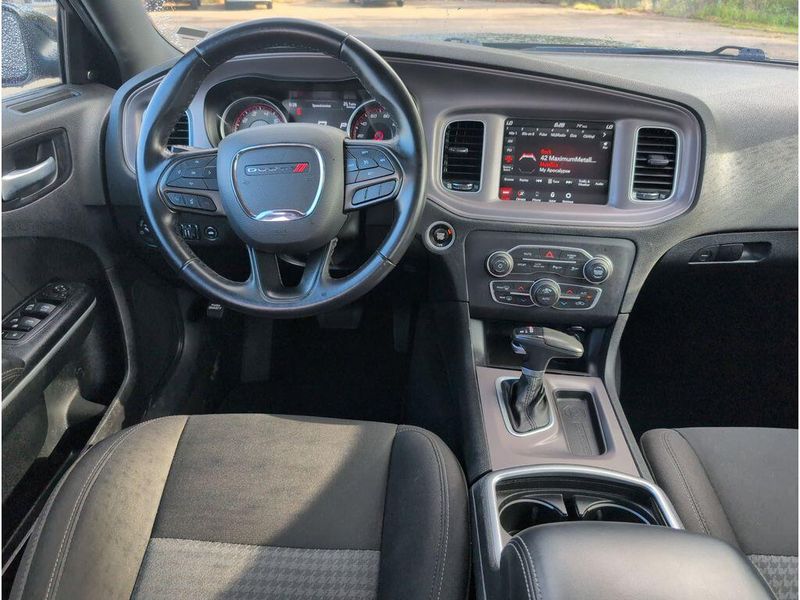 Used 2023 Dodge Charger GTImage 30