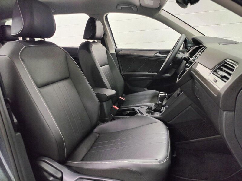 2023 Volkswagen Tiguan SE 7 Passenger SeatingImage 4