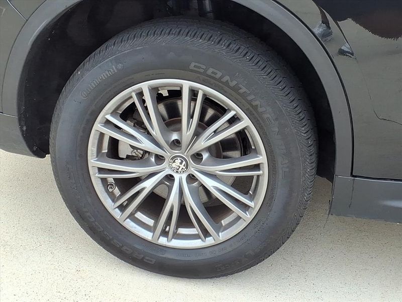 Used 2023 Alfa Romeo Stelvio SprintImage 12