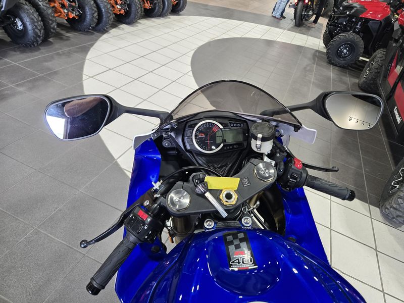 NEW 2026 SUZUKI GSXR750Z 40TH ANNIVERSARY EDITION Image 12