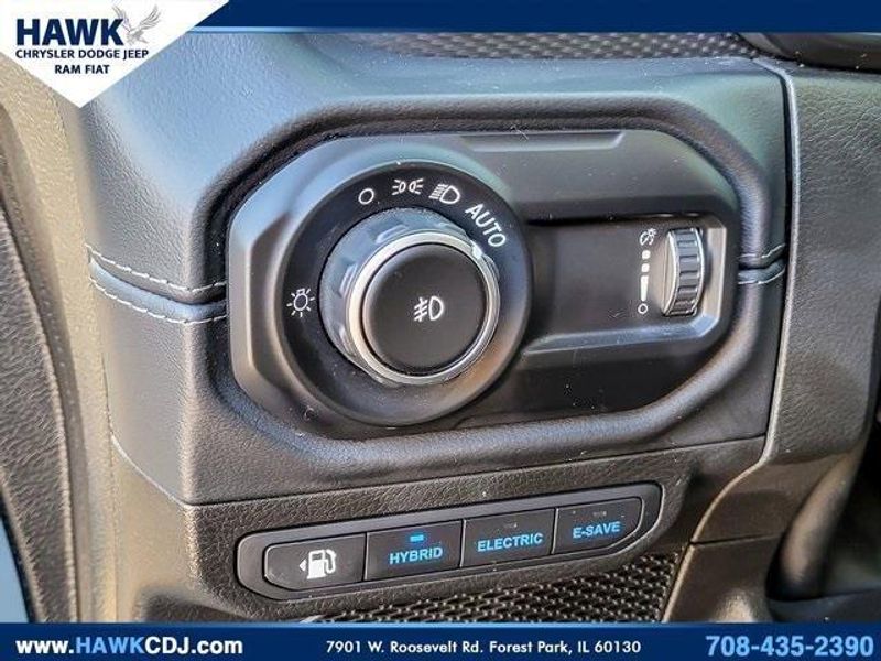 2024 Jeep Wrangler Rubicon 4xe photo 13