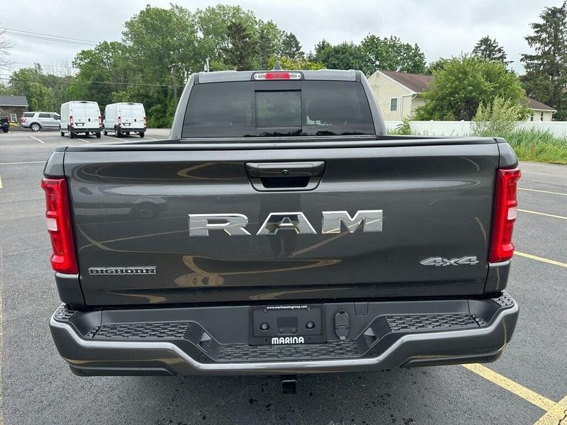 2025 RAM 1500 Big Horn Crew Cab 4x4 5