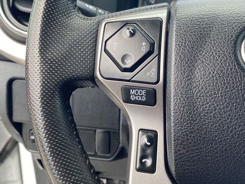 2022 Toyota Tacoma SR5Image 26