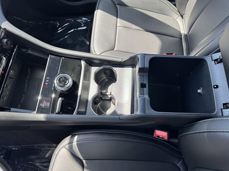 New 2025 Jeep Grand Cherokee L LimitedImage 26