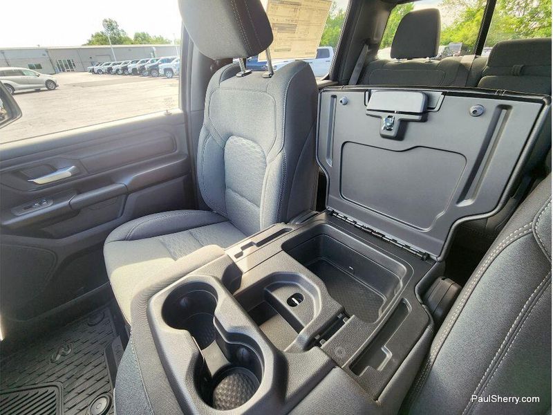 New 2026 RAM 1500 Warlock Crew Cab 4x4 5'7' Box
