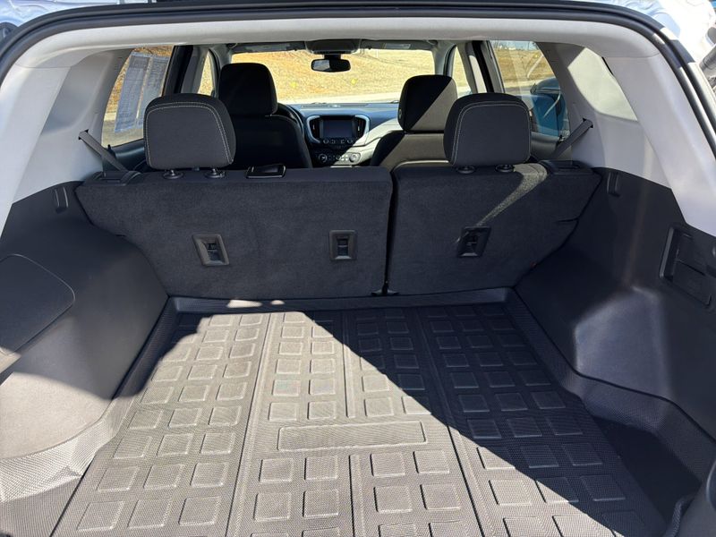 Used 2022 GMC Terrain SLEImage 14