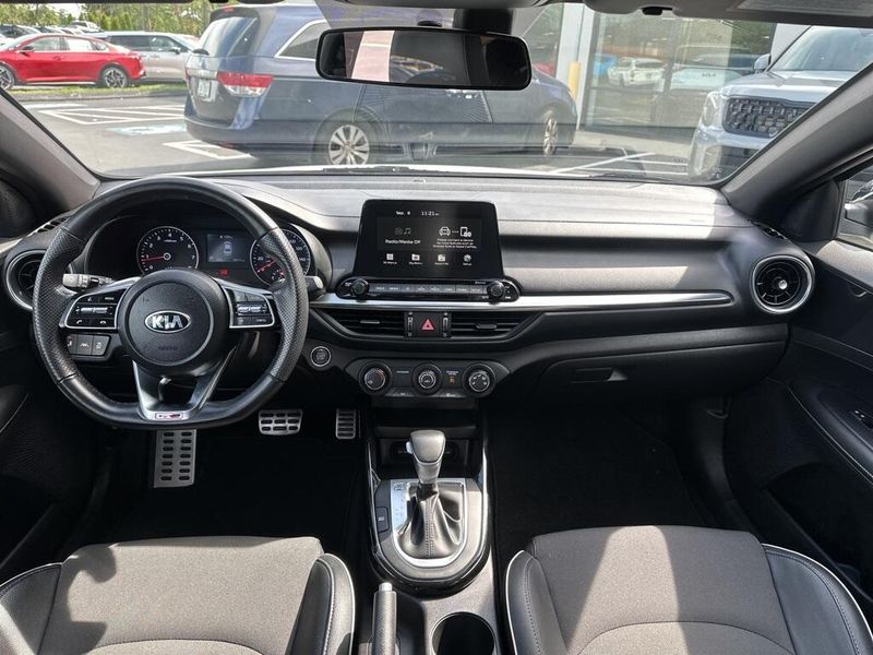 2021 Kia Forte GT-Line photo 23