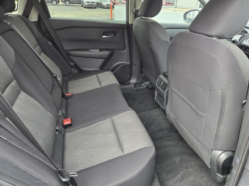 Used 2024 Nissan Rogue AWD SV