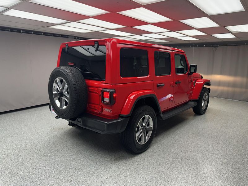 Used 2022 Jeep Wrangler Unlimited SaharaImage 19