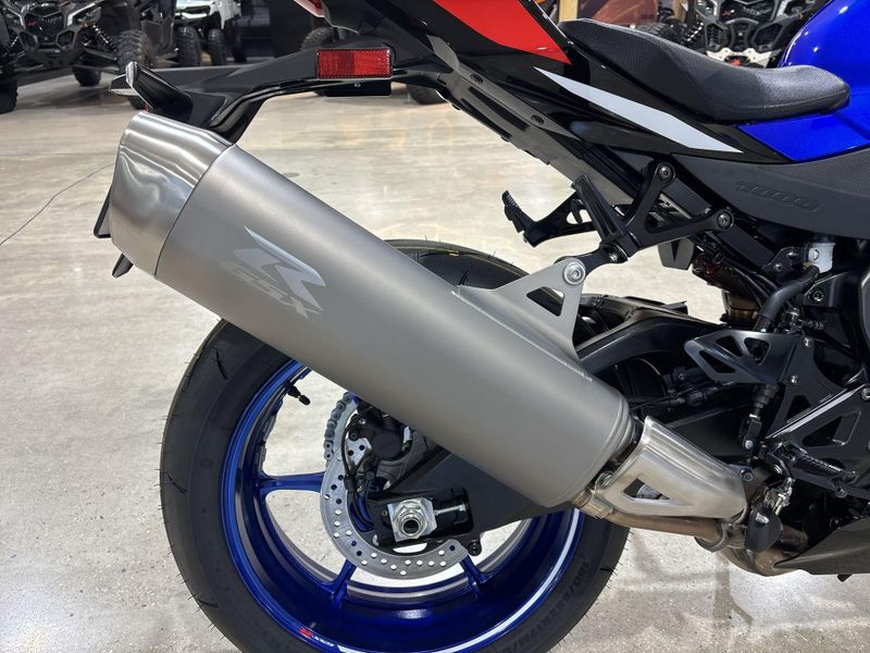 New 2027 Suzuki GSX-R1000R 40TH ANNIVERSARY EDITION Image 20