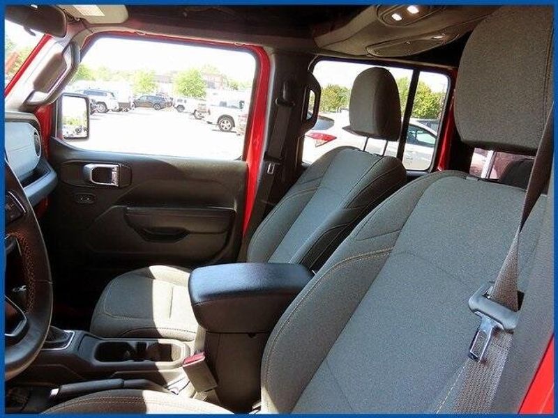 2024 Jeep Wrangler Sport S photo 14