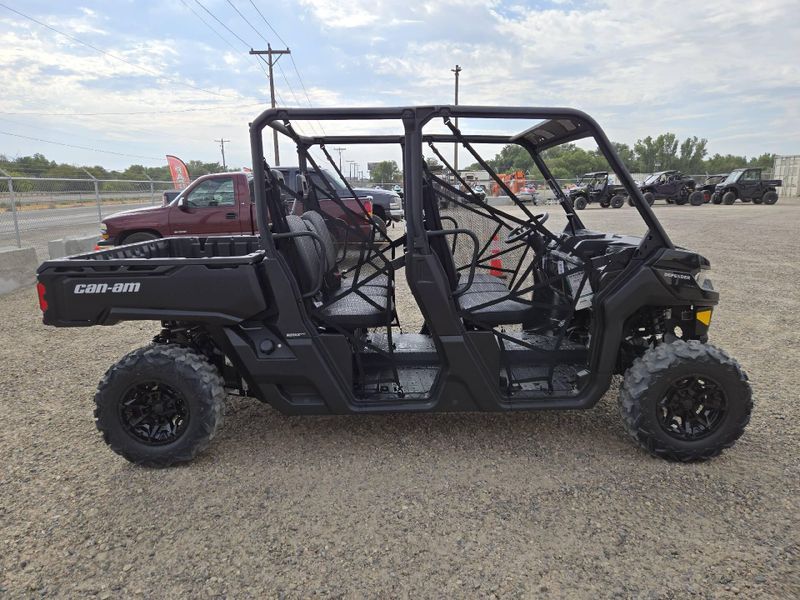 New 2026 Can-Am DEFENDER MAX DPS HD9 