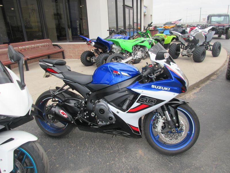 USED 2026 SUZUKI GSX-R600Z 40TH ANNIVERSARY EDITON Image 2