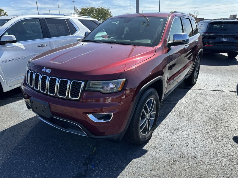 Used 2018 Jeep Grand Cherokee LimitedImage 1