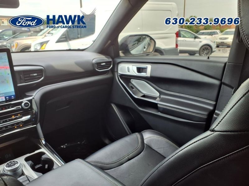 2022 Ford Explorer ST photo 20