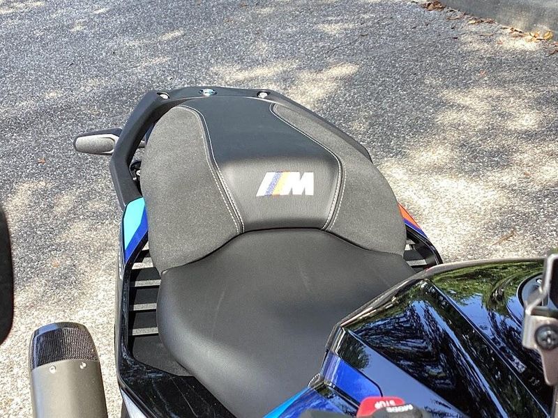 2025 BMW M 1000 XR