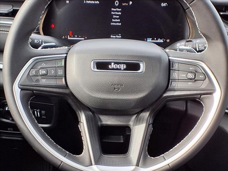 New 2025 Jeep Grand Cherokee L Image 11