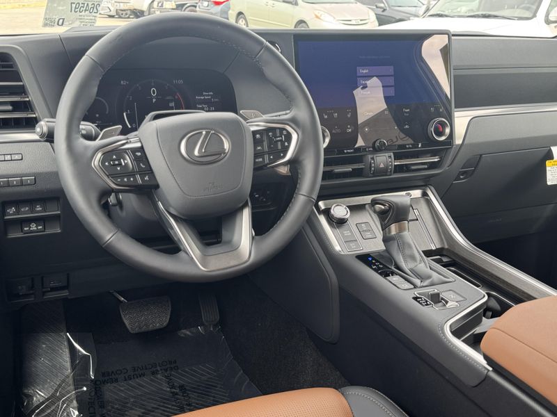 New 2026 Lexus GX 550 OvertrailImage 27