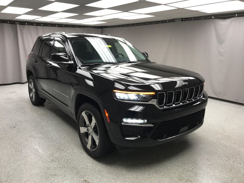 Used 2022 Jeep Grand Cherokee LimitedImage 26