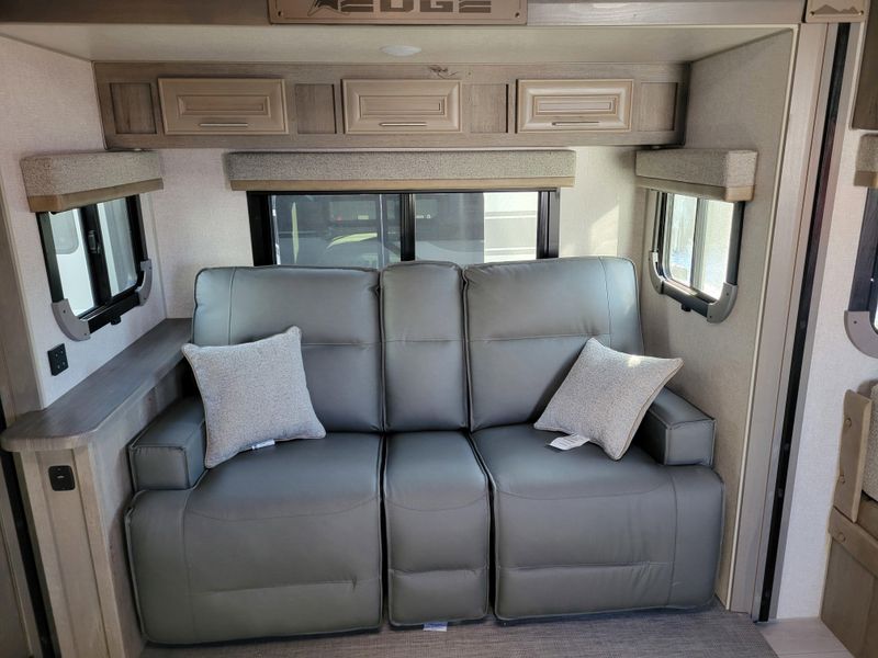 New 2026 NORTHWOOD MFG ARCTIC FOX EDGE 25RB Image 7